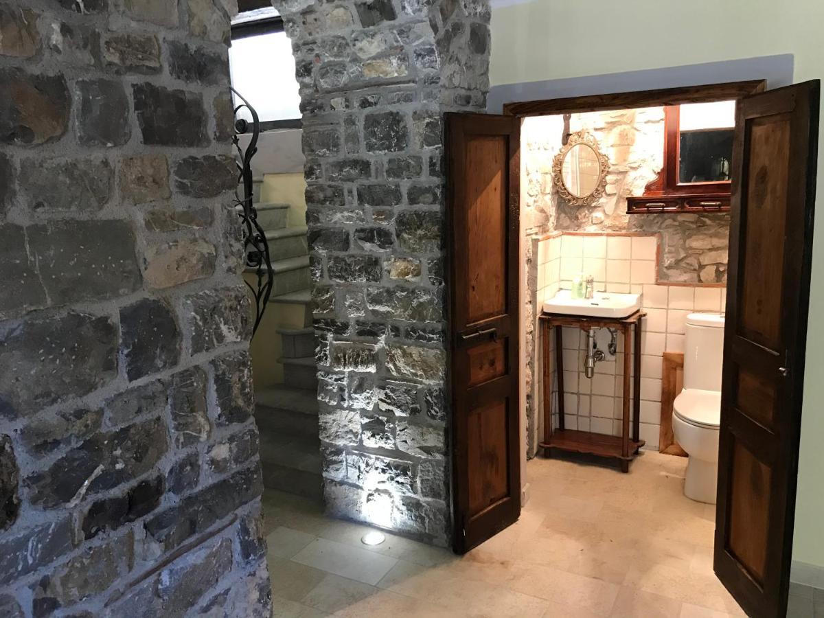 Borgo Manca Suite Sasso di Castalda Ngoại thất bức ảnh