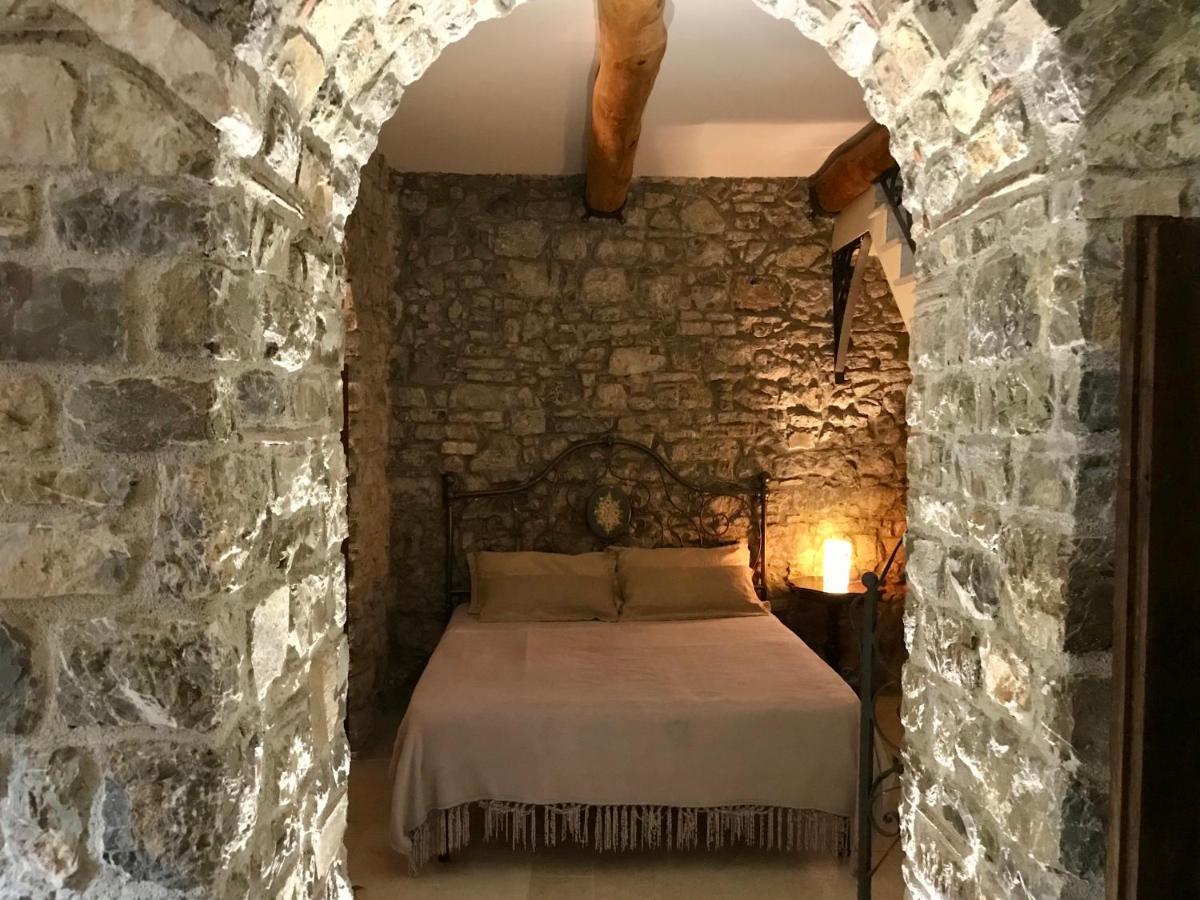 Borgo Manca Suite Sasso di Castalda Ngoại thất bức ảnh
