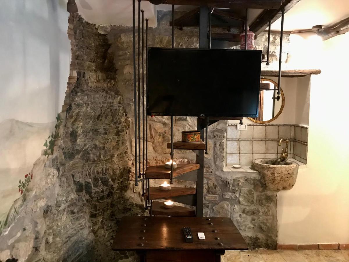 Borgo Manca Suite Sasso di Castalda Ngoại thất bức ảnh