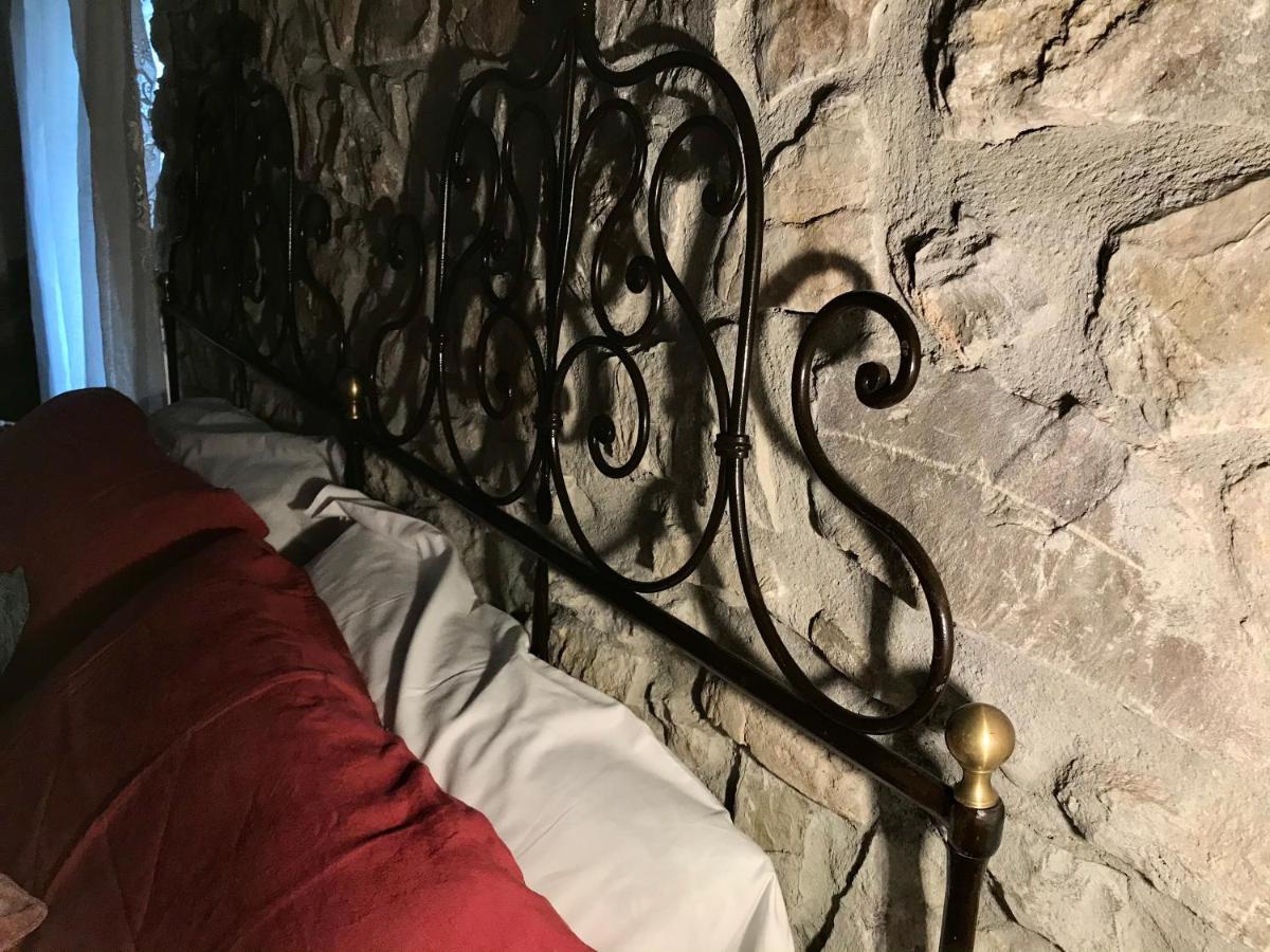 Borgo Manca Suite Sasso di Castalda Ngoại thất bức ảnh