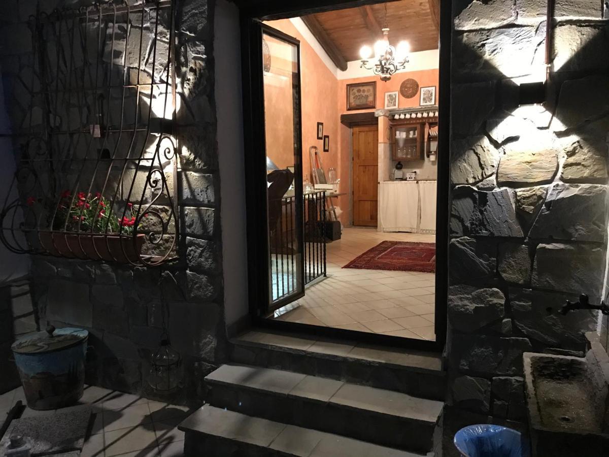 Borgo Manca Suite Sasso di Castalda Ngoại thất bức ảnh