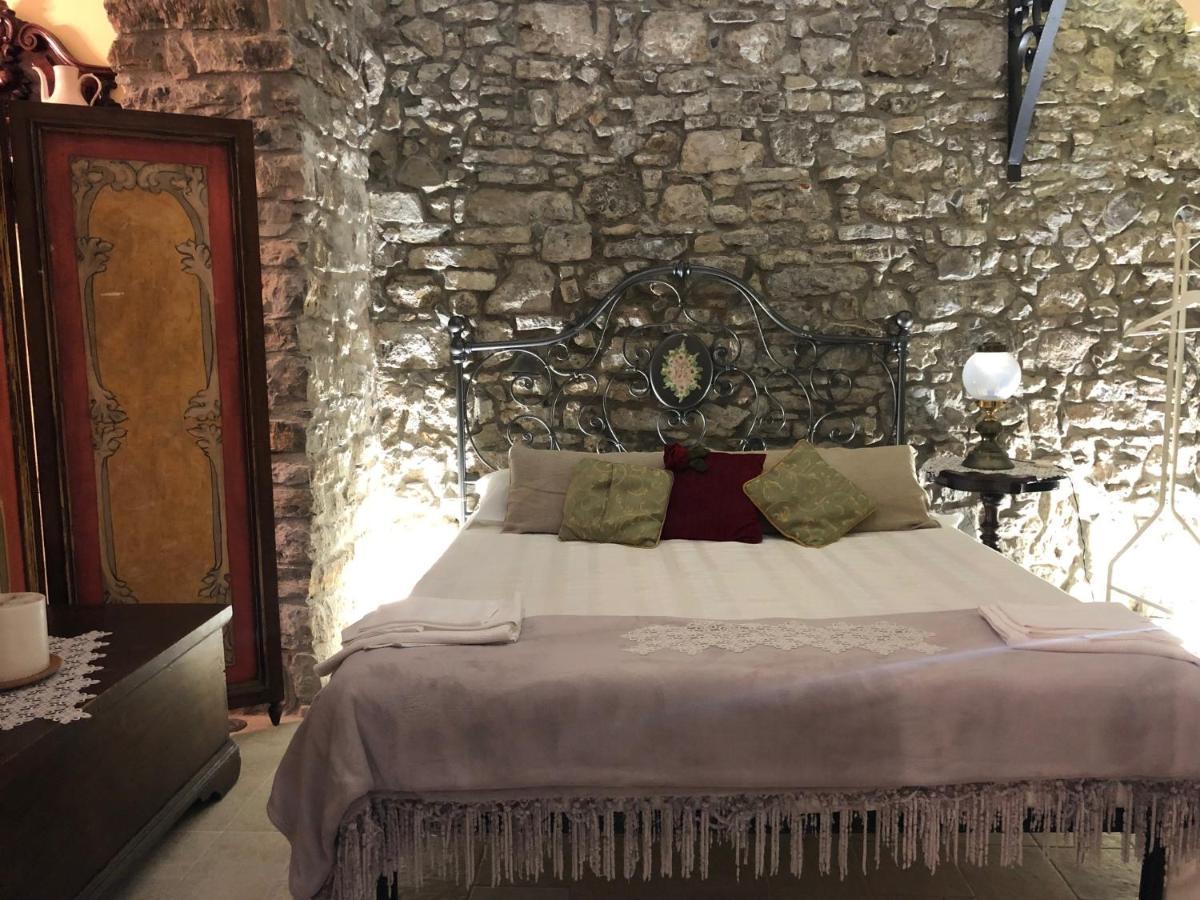 Borgo Manca Suite Sasso di Castalda Ngoại thất bức ảnh