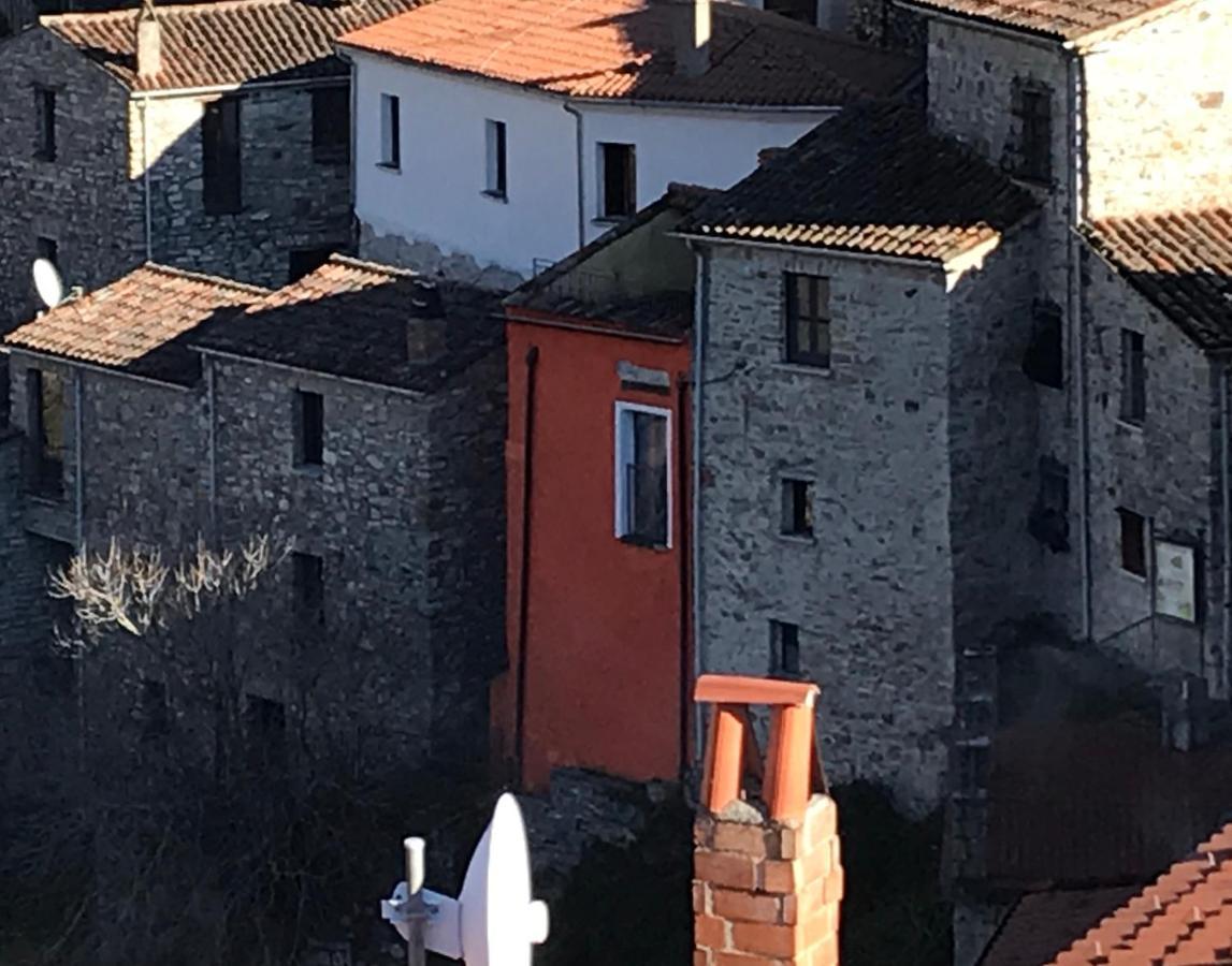 Borgo Manca Suite Sasso di Castalda Ngoại thất bức ảnh